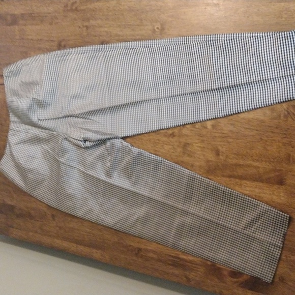 Ann Taylor 100% Silk Black White Gingham Ankle Pants sz4 - Picture 8 of 8